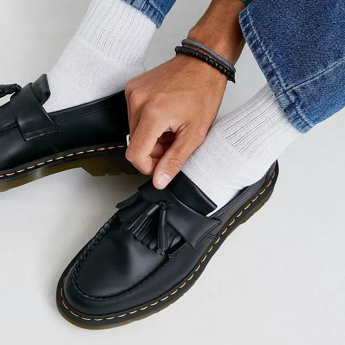 Elegant Black Leather Loafers